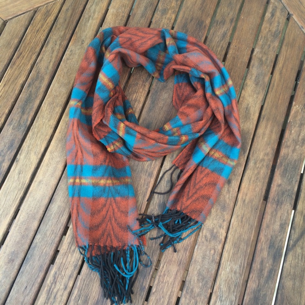 Fall Scarf - Picture 2 of 2